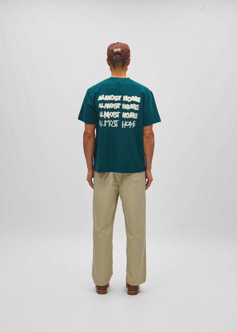 T-Shirt mit wiederholtem Logo